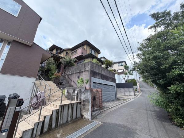 茨木市南春日丘3丁目　中古戸建