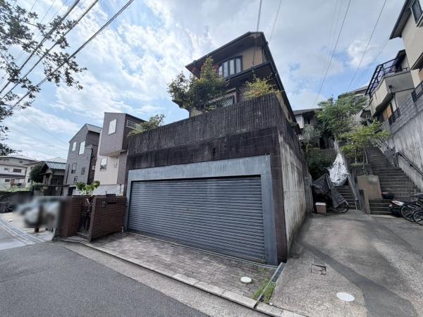 茨木市南春日丘3丁目　中古戸建