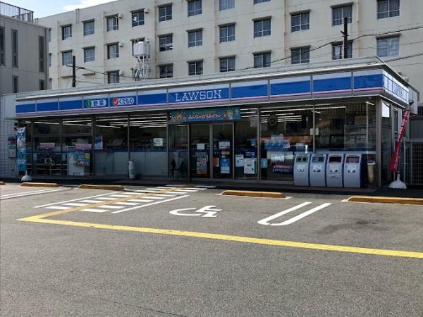 平田住宅13号棟(ローソン茨木平田一丁目店)