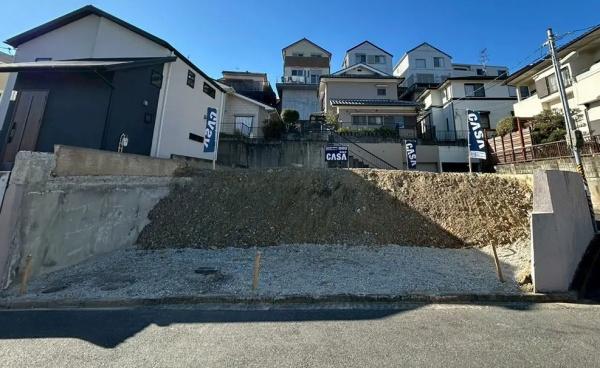 高槻市南平台1丁目 新築戸建