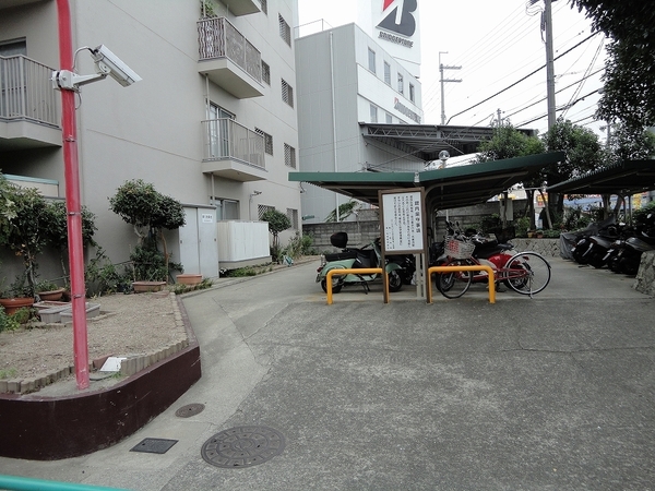 ローレルハイツ茨木１号棟