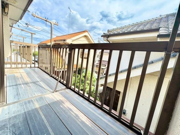 練馬区大泉学園町3丁目の中古一戸建て(バルコニー)