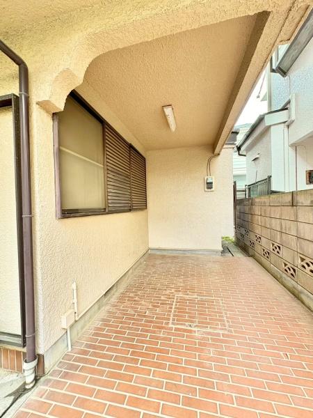 練馬区大泉学園町3丁目の中古一戸建て(駐車場)
