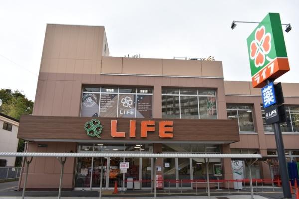 グレイス堤通公園(ライフ東向島店)
