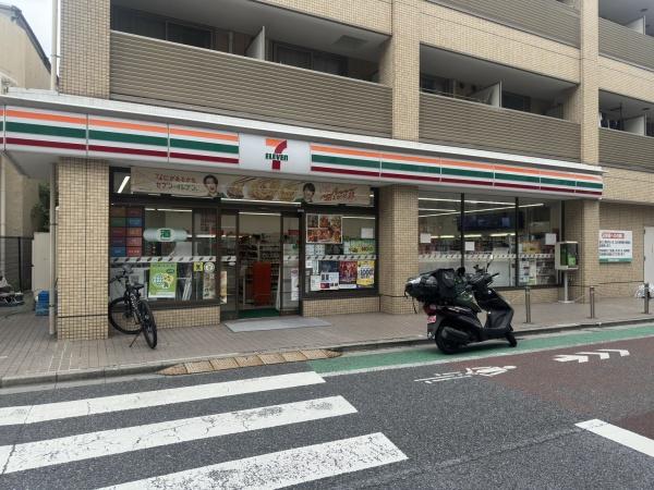 下落合東デュープレックス(セブンイレブン新宿中井駅前店)