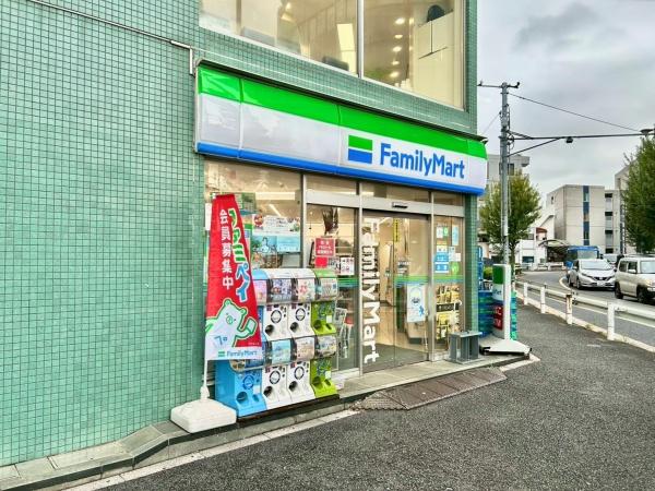 メトロ新高円寺マンション(ファミリーマート高円寺梅里店)