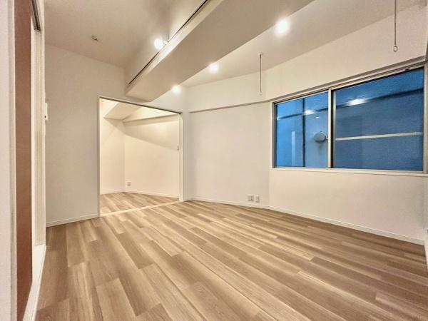 メトロ新高円寺マンション(リビング)