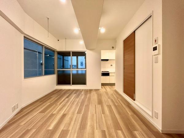 メトロ新高円寺マンション(リビング)