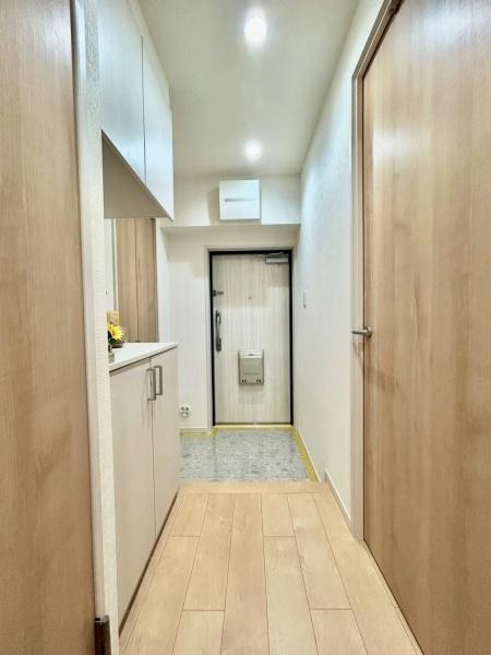 日商岩井第2方南町マンション(玄関)