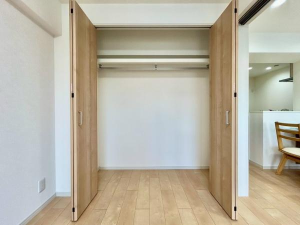 日商岩井第2方南町マンション(収納)