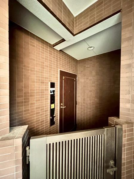 アールヴェール荻窪北(玄関)