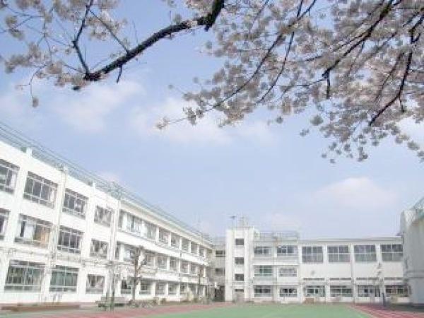 マイキャッスル東長崎(豊島区立椎名町小学校)