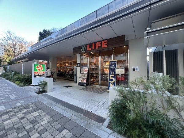 BrilliaTower池袋West(ライフ池袋三丁目店)