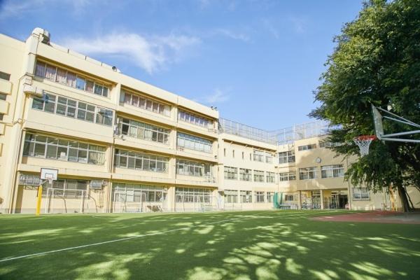 中野区中央２丁目の中古一戸建て(私立宝仙学園小学校)