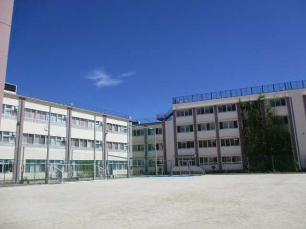 新蓮根団地(板橋区立志村第三中学校)