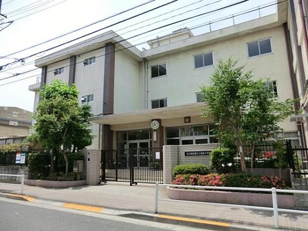 新蓮根団地(板橋区立蓮根小学校)