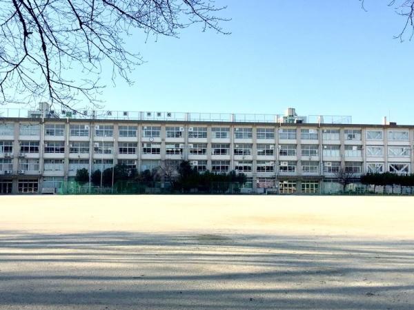 練馬区大泉町２丁目の中古一戸建て(練馬区立八坂中学校)