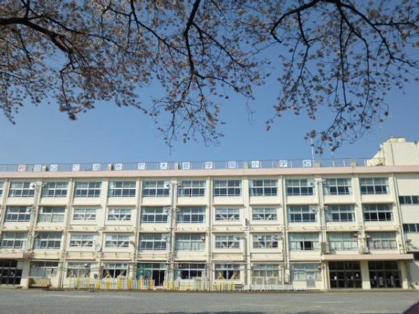練馬区大泉学園町４丁目の中古一戸建て(練馬区立大泉学園小学校)