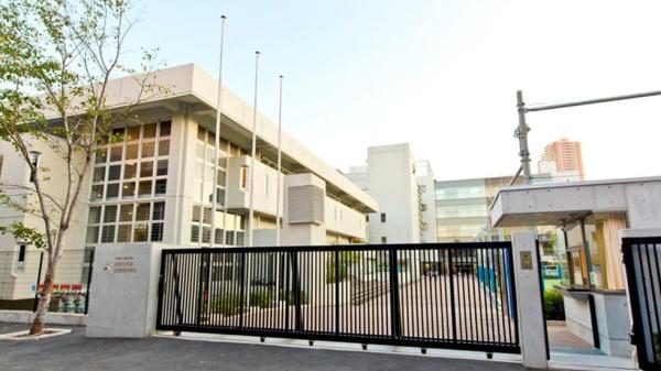 新宿区河田町の土地(私立成城中学校)