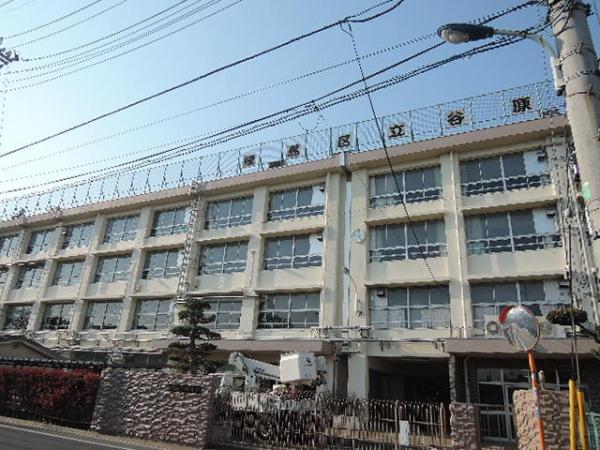 アムズシティ光が丘(練馬区立谷原中学校)