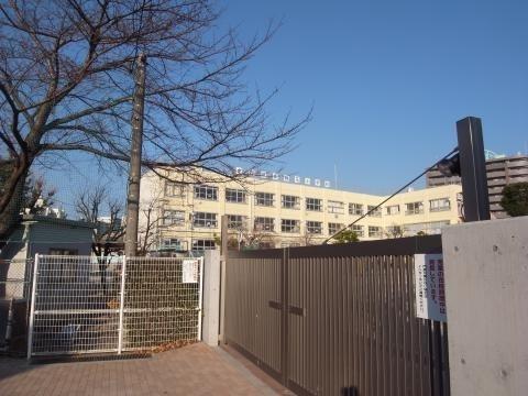 中野区中央４丁目の土地(中野区立桃花小学校)
