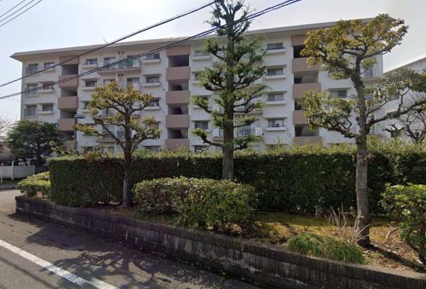 東鷲宮ニュータウン駅前通り７の6号棟