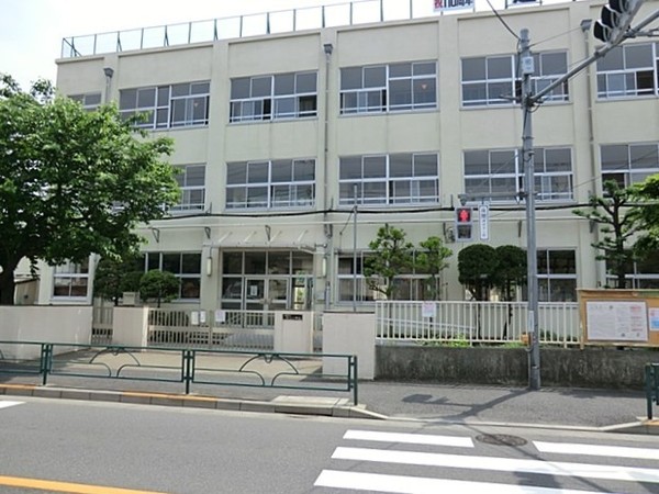セザール第二竹ノ塚(足立区立渕江小学校)