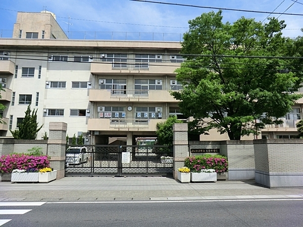浦和南元宿ガーデンハウス弐番館(さいたま市立土合中学校)