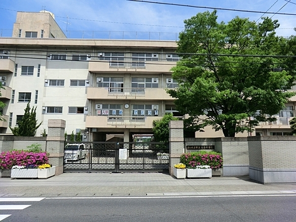 ロイヤルステージ浦和(さいたま市立土合中学校)