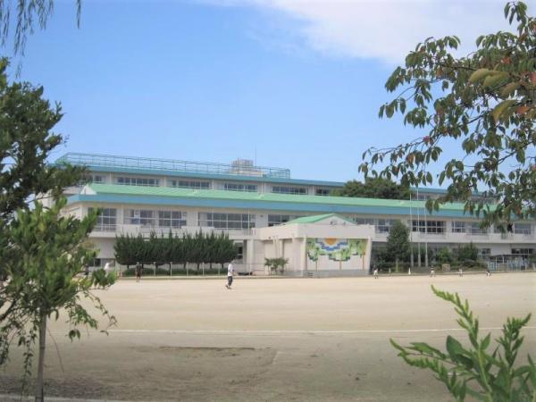 日神パレステージ春日部中央(春日部市立八木崎小学校)