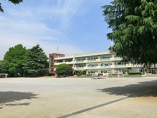 コスモシティ鳩ヶ谷駅前(川口市立鳩ケ谷小学校)