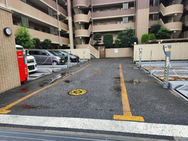 ベルポート朝霞台参番館(駐車場)