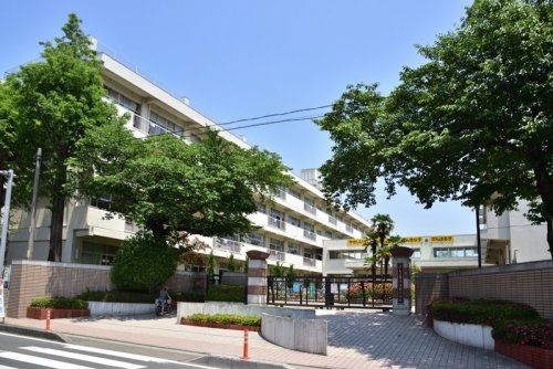 エステート浦和5号棟(沼影小学校)