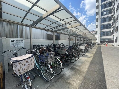 草加マンション