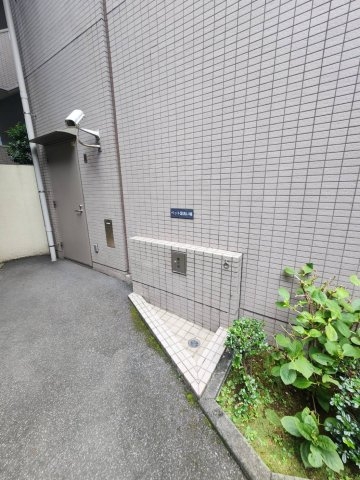 コスモシティ鳩ヶ谷駅前