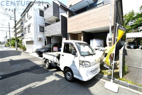 西宮市小曽根町4丁目新築一戸建て