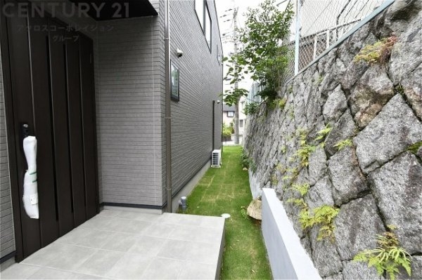 西宮市苦楽園四番町新築一戸建て