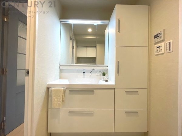RICウエストコート4番街西棟