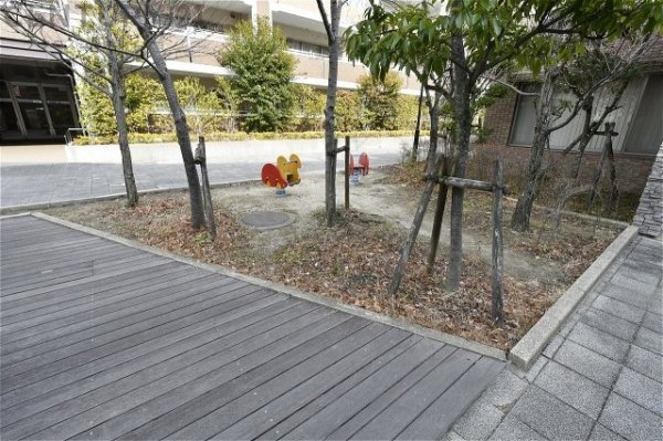 住吉山手コモンズC棟