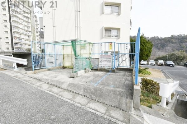 住吉台東住宅6号棟