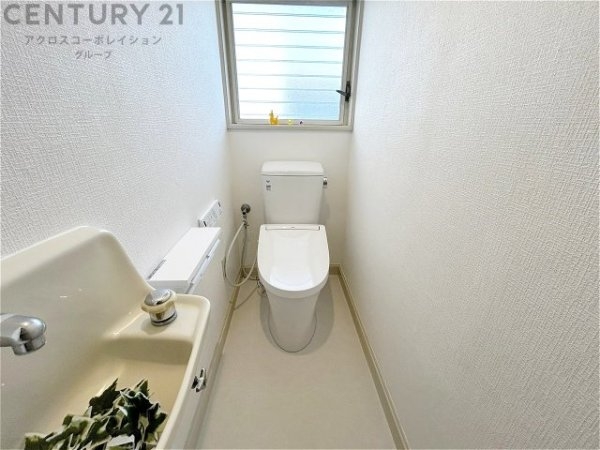 西宮市苦楽園二番町の中古一戸建て(トイレ)