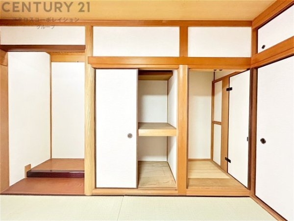 西宮市苦楽園二番町の中古一戸建て(収納)