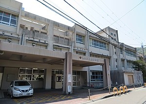 西宮名塩グリーンマンション(西宮市立名塩小学校)