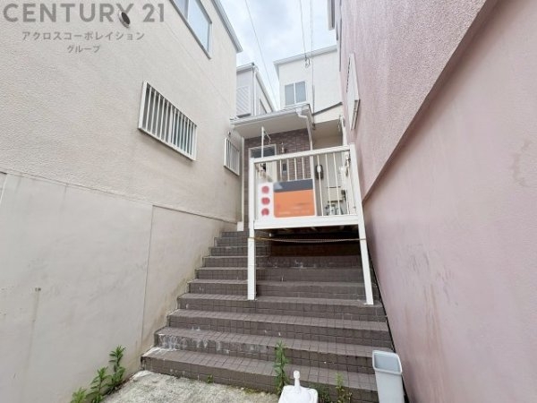 西宮市上ケ原八番町の中古一戸建て