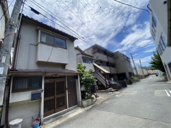 尼崎市杭瀬南新町1丁目新築一戸建て
