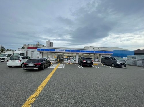 RICイーストコート6番街2番館(ローソン六甲アイランド東店)