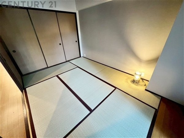 RICイーストコート6番街2番館