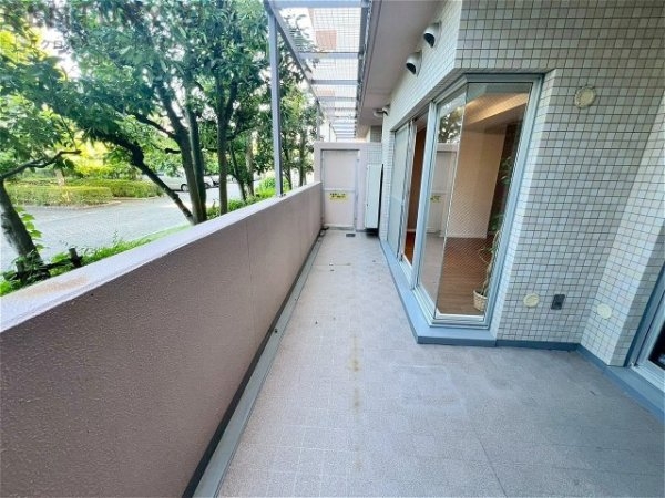RICイーストコート6番街2番館
