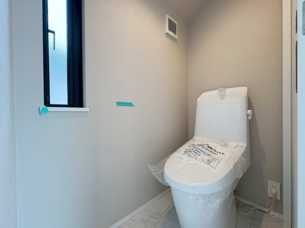 宝塚市宝松苑新築一戸建て(トイレ)