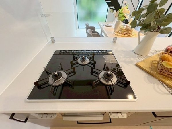 宝塚市宝松苑新築一戸建て(キッチン)